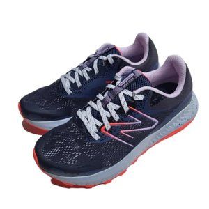 New Balance Women Dynasoft Nitrel V5 Trail Running Color: Blue
